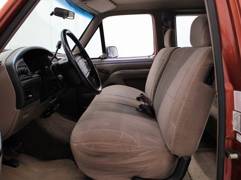 Used 1994 Ford F150 XL image 7
