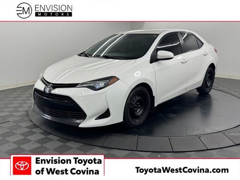 Used 2017 Toyota Corolla LE w/ Carpet Mat Package (TMS) FWD image 1