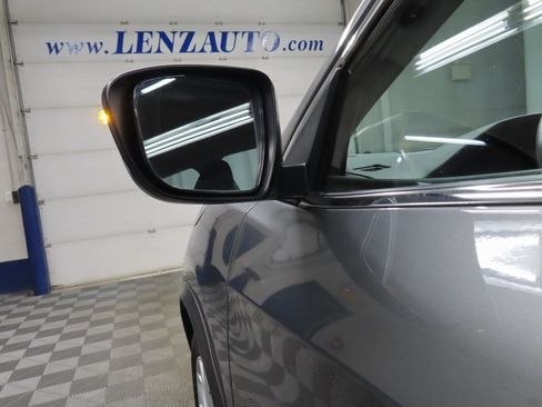 Used 2019 Nissan Rogue Sport SV image 53