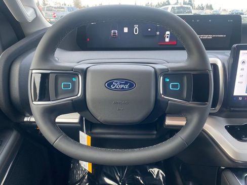 New 2025 Ford Expedition Max Active image 17