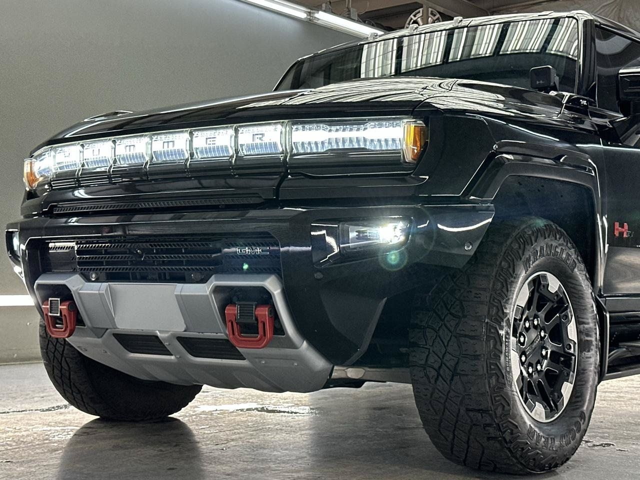 Used 2024 GMC Hummer EV 3X w/ Extreme Off-Road Package AWD/4WD image 4