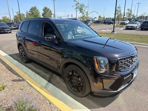 Used 2022 Kia Telluride SX w/ Nightfall Edition Package AWD/4WD image 2
