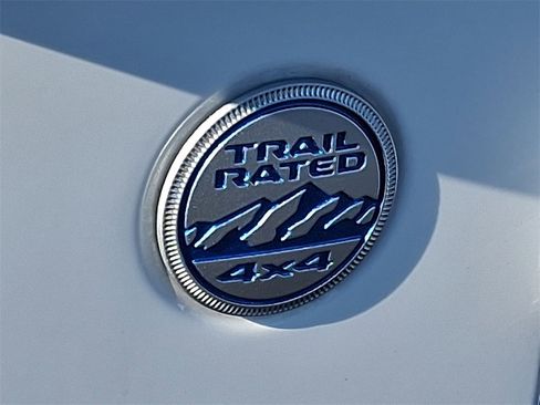 Used 2023 Jeep Wrangler Unlimited Sahara w/ Cold Weather Group image 31