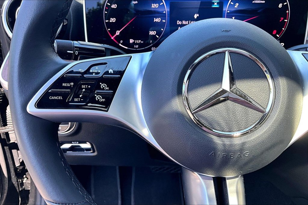 Used 2026 Mercedes-Benz C 300 4MATIC Sedan image 20