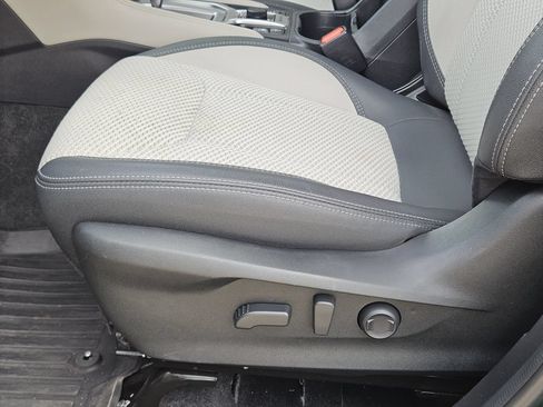 Used 2024 Subaru Forester Premium AWD/4WD image 24