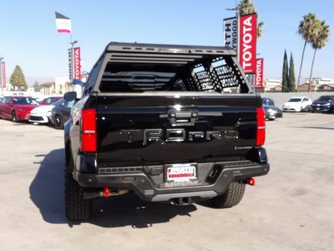Used 2025 Toyota Tacoma TRD Pro image 5