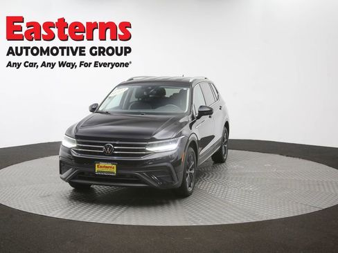 Used 2024 Volkswagen Tiguan SE FWD image 51