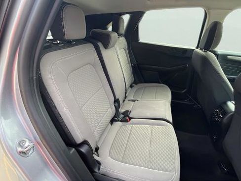 Certified 2022 Ford Escape SE w/ Cold Weather Package image 19