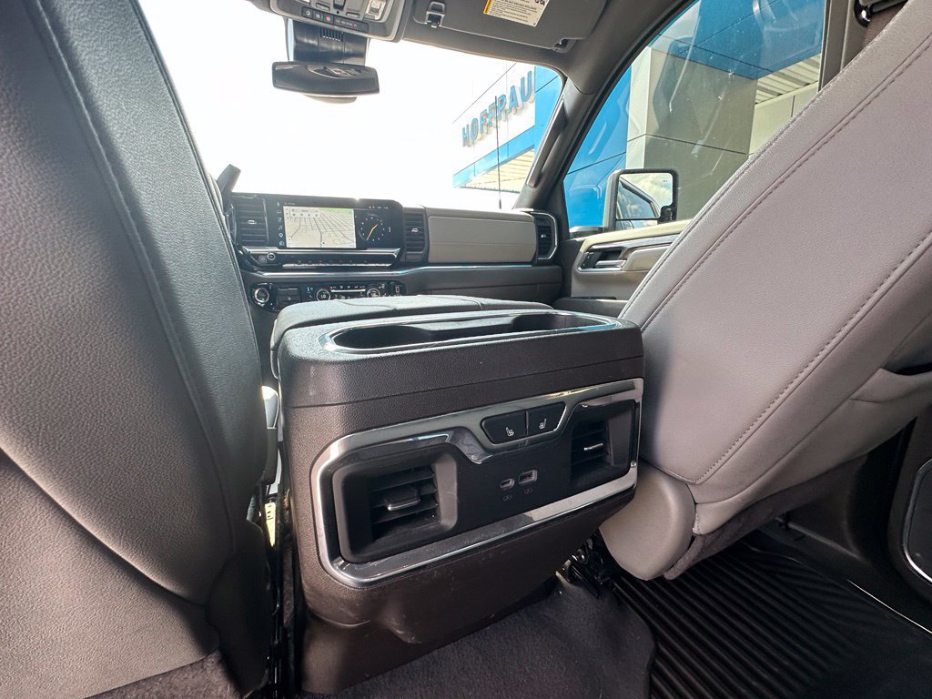 Used 2025 Chevrolet Silverado 2500 LTZ w/ LTZ Texas Edition AWD/4WD image 27