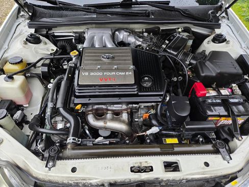 Used 2002 Toyota Avalon XLS image 26