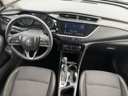 Used 2022 Buick Encore GX Select AWD/4WD image 37
