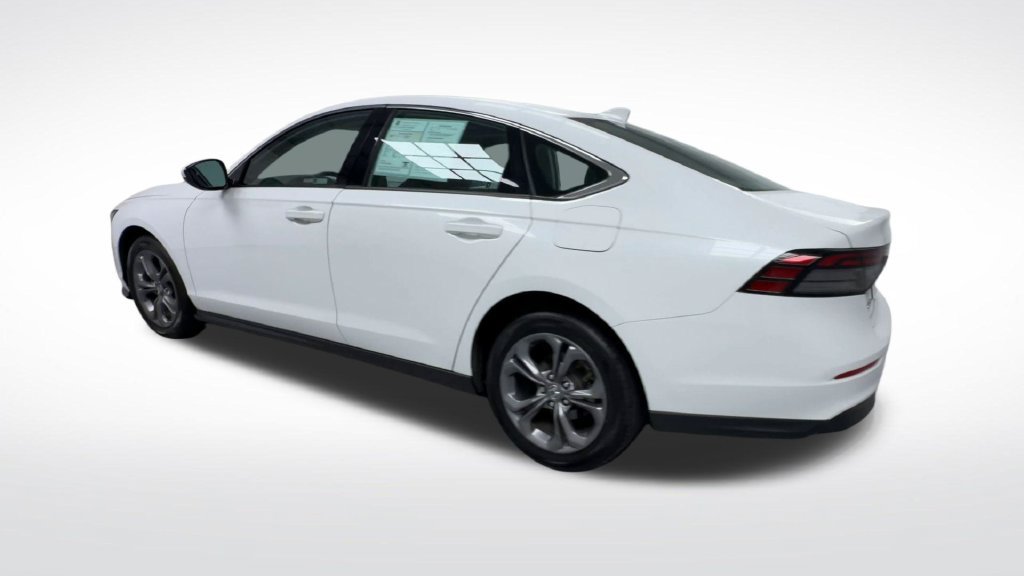 Used 2024 Honda Accord EX image 6