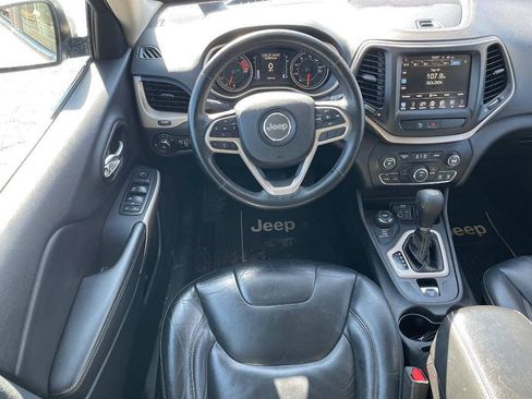 Used 2017 Jeep Cherokee Latitude w/ True North Edition AWD/4WD image 14