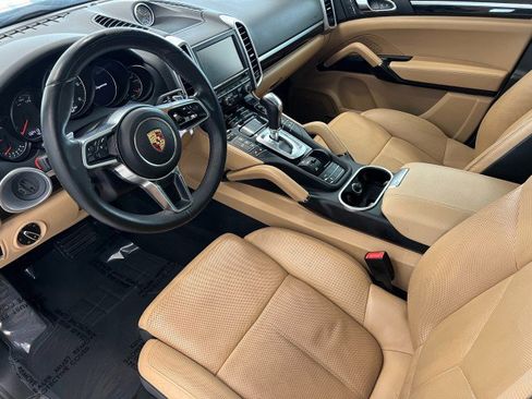 Used 2015 Porsche Cayenne Diesel AWD/4WD image 11