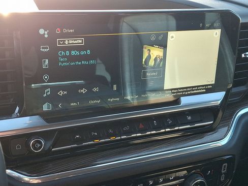 Used 2024 Chevrolet Silverado 1500 LT Trail Boss w/ LT Trail Boss Premium Package image 16