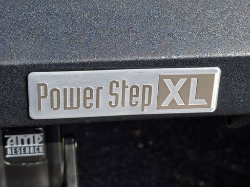 Used 2024 Jeep Wrangler Unlimited Rubicon 392 image 35