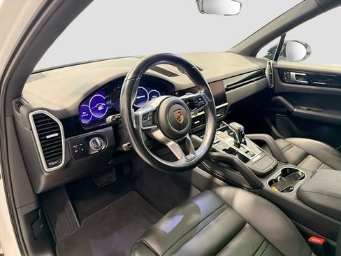 Used 2023 Porsche Cayenne Platinum Edition AWD/4WD image 8