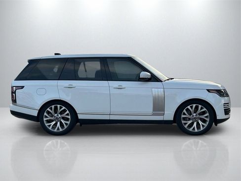 Used 2022 Land Rover Range Rover P525 Westminster Edition image 4