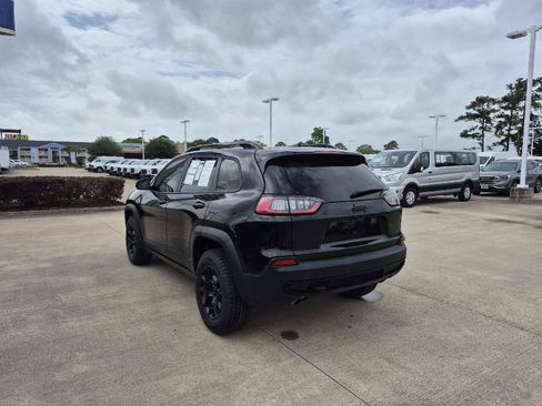 Used 2022 Jeep Cherokee Latitude AWD/4WD image 14