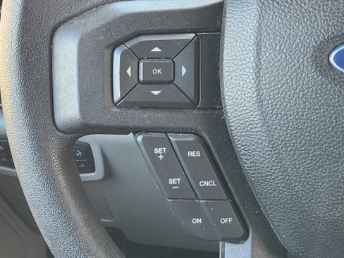 Used 2018 Ford F250 XLT w/ XLT Premium Package image 28