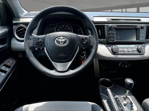 Used 2015 Toyota RAV4 XLE FWD image 5