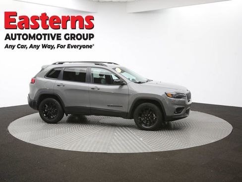 Used 2023 Jeep Cherokee Altitude Lux image 46
