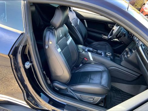 Used 2021 Ford Mustang Shelby GT500 w/ Technology Package image 8