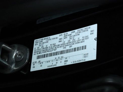 Certified 2024 Lincoln Corsair Premiere w/ Equipment Group 101A image 22