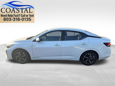 Used 2024 Nissan Sentra SV FWD image 3