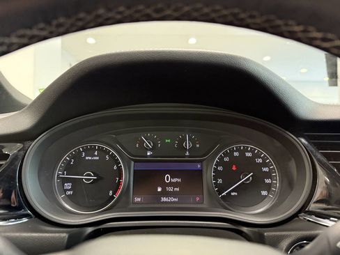 Used 2019 Buick Regal Avenir w/ Driver Confidence Package II image 13