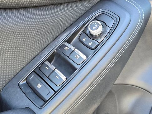 Used 2019 Subaru Forester Premium AWD/4WD image 23