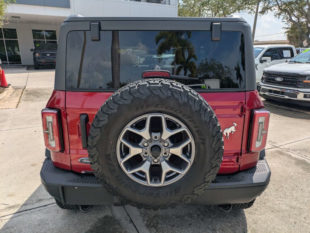 Used 2025 Ford Bronco Badlands AWD/4WD image 5