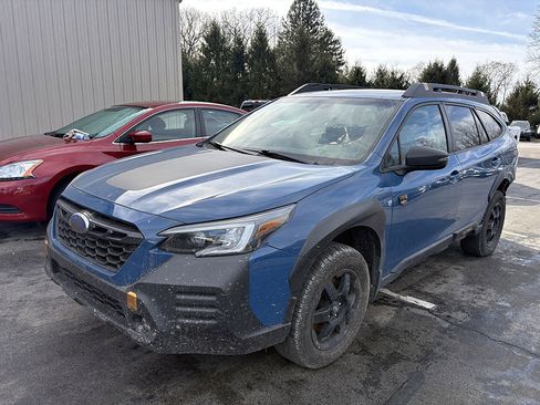 Used 2022 Subaru Outback Wilderness w/ Wilderness Package image 4