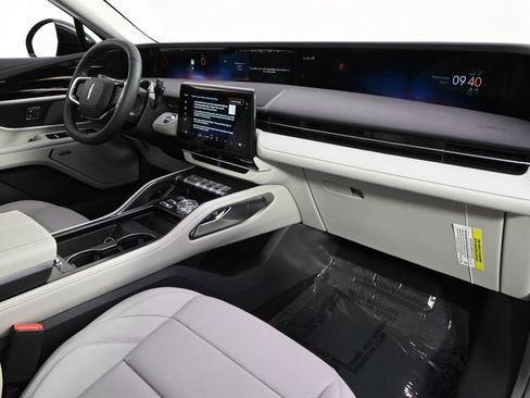 New 2026 Lincoln Nautilus Premier w/ Equipment Group 102A image 15