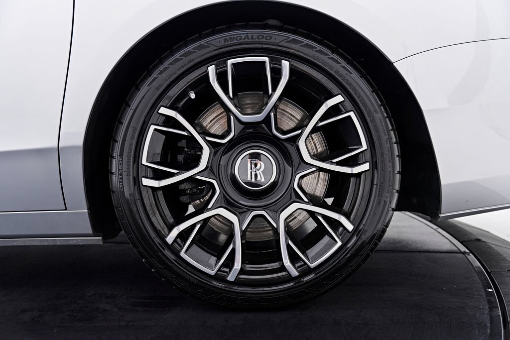 Used 2024 Rolls-Royce Ghost Black Badge AWD/4WD image 28