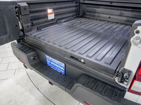 Used 2023 Honda Ridgeline RTL image 8