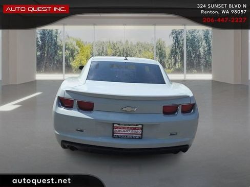 Used 2010 Chevrolet Camaro LT w/ RS Package RWD image 6