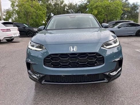 Used 2024 Honda HR-V EX-L image 2