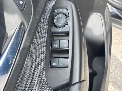 Used 2023 Chevrolet TrailBlazer LS FWD image 16