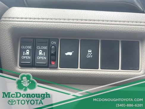 Used 2025 Honda Odyssey EX-L image 18