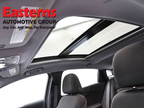 Used 2023 Chevrolet Malibu LT FWD image 34