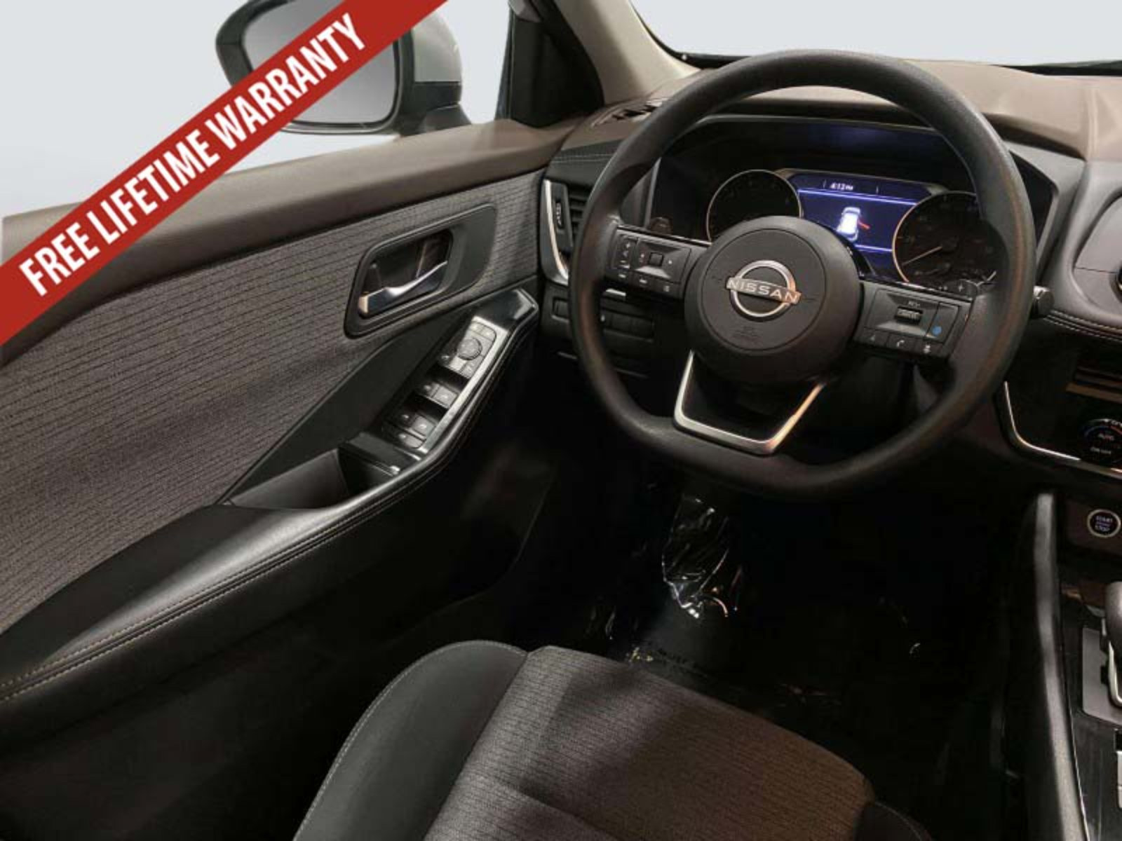 Used 2023 Nissan Rogue SV AWD/4WD image 24