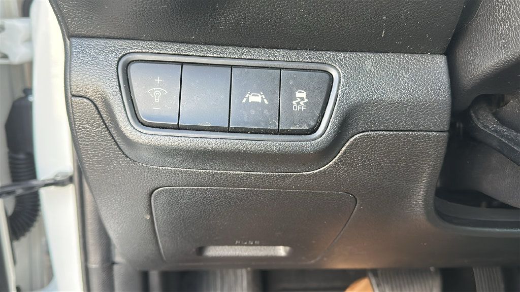 Used 2020 Kia Forte LXS FWD image 20