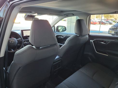 Certified 2023 Toyota RAV4 XLE w/ Convenience Package image 26