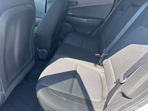 Used 2023 Hyundai Kona SEL AWD/4WD image 10