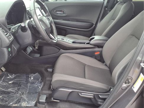 Certified 2022 Honda HR-V Sport image 16
