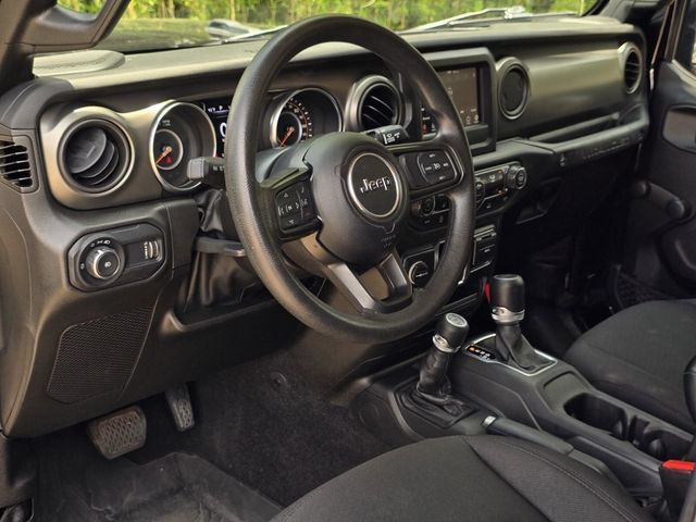 Used 2023 Jeep Wrangler Sport AWD/4WD image 13