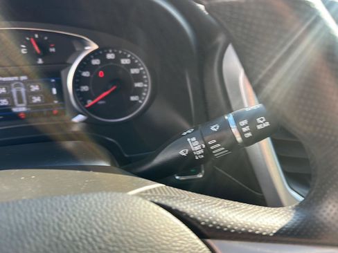 Used 2023 GMC Acadia SLE w/ Driver Convenience Package image 33