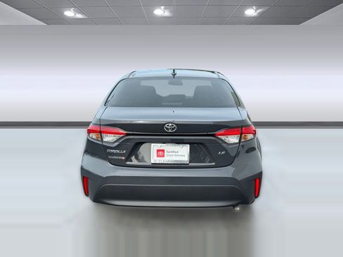 Certified 2025 Toyota Corolla LE image 9