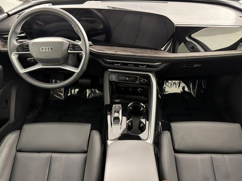 Used 2025 Audi Q5 Premium Plus w/ Premium Plus AWD/4WD image 12
